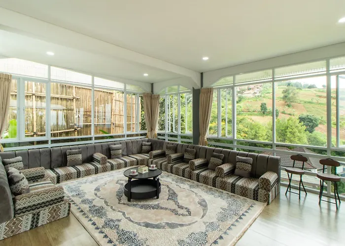 Family Only Spacious Hill View Villa - De Reiz Zakir Syariah 5Br